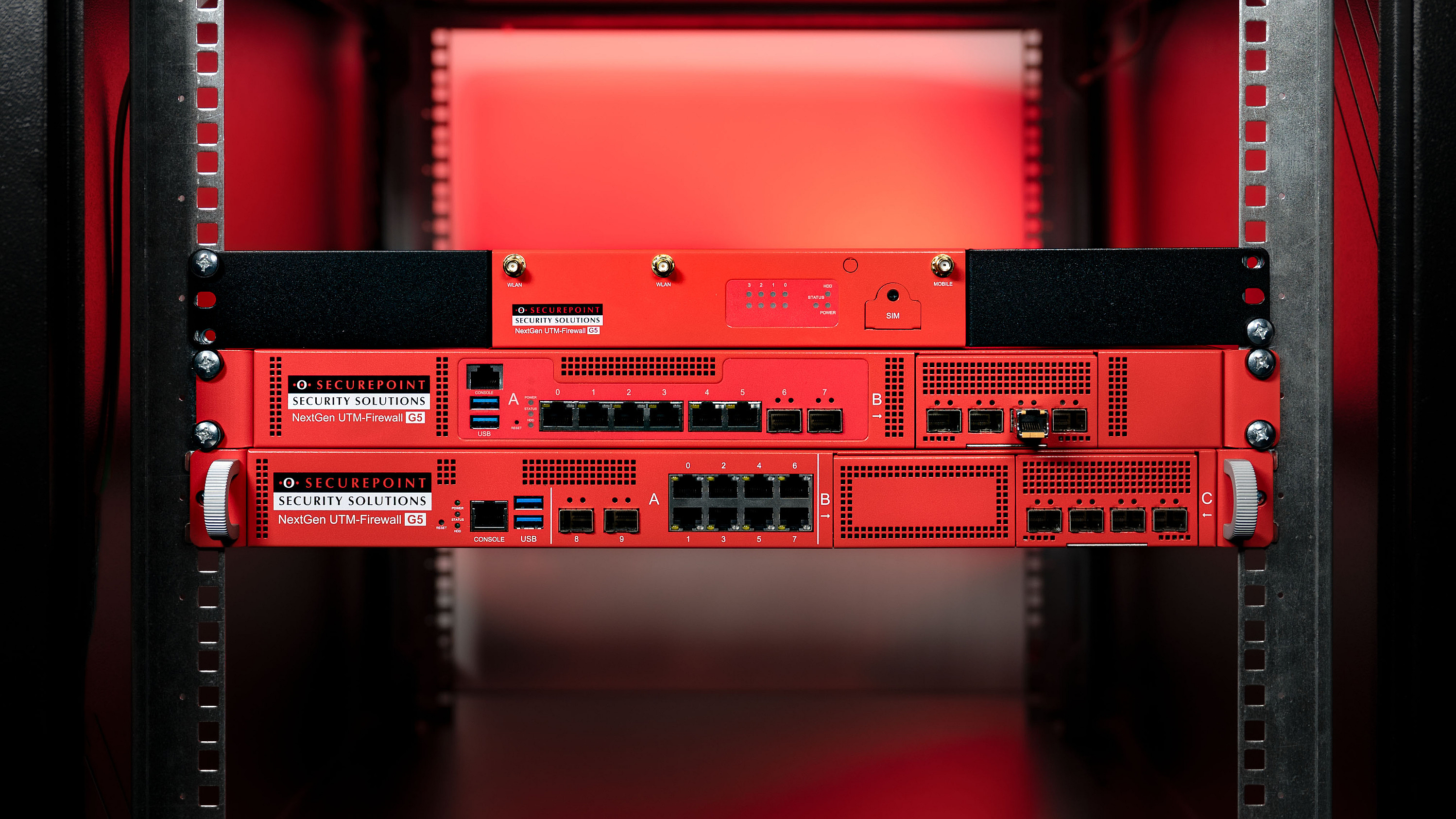 Securepoint UTM Firewall für Serverschränke UTM Firewall im Serverschrank